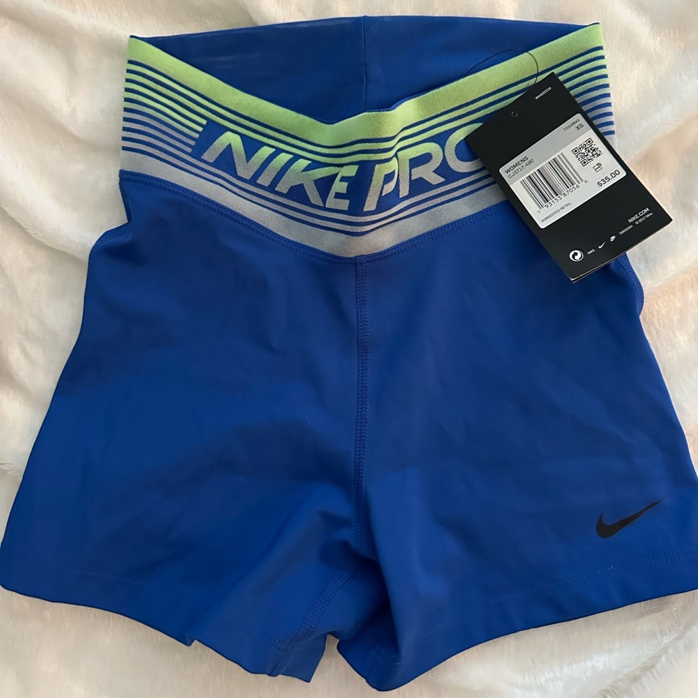 NEW Nike Pro Shorts - Size XS